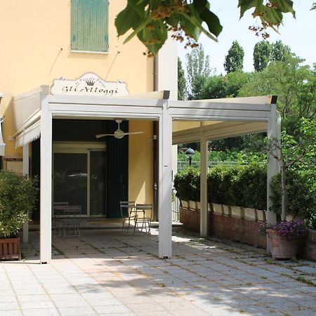Gli Alloggi De Il Piccolo Borgo Castel Maggiore Exterior photo